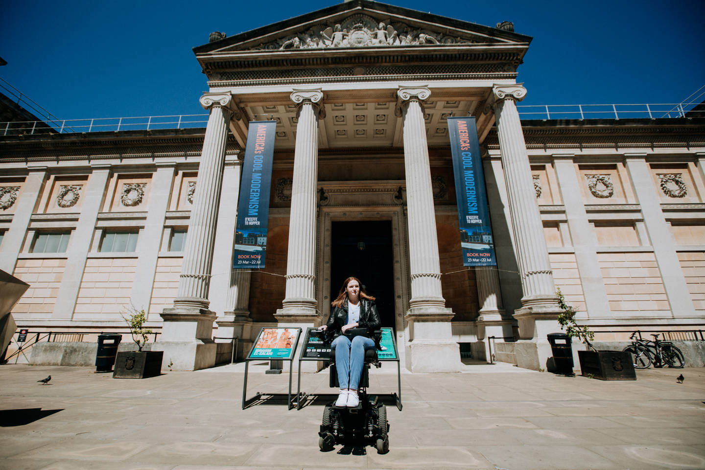 Shona in her powerchair wheelchair - Photography credit: Maciek Tomiczek 