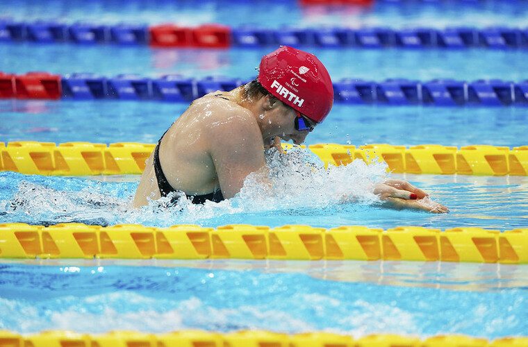 Bethany Firth wins silver in womens 200m individual medley SM14