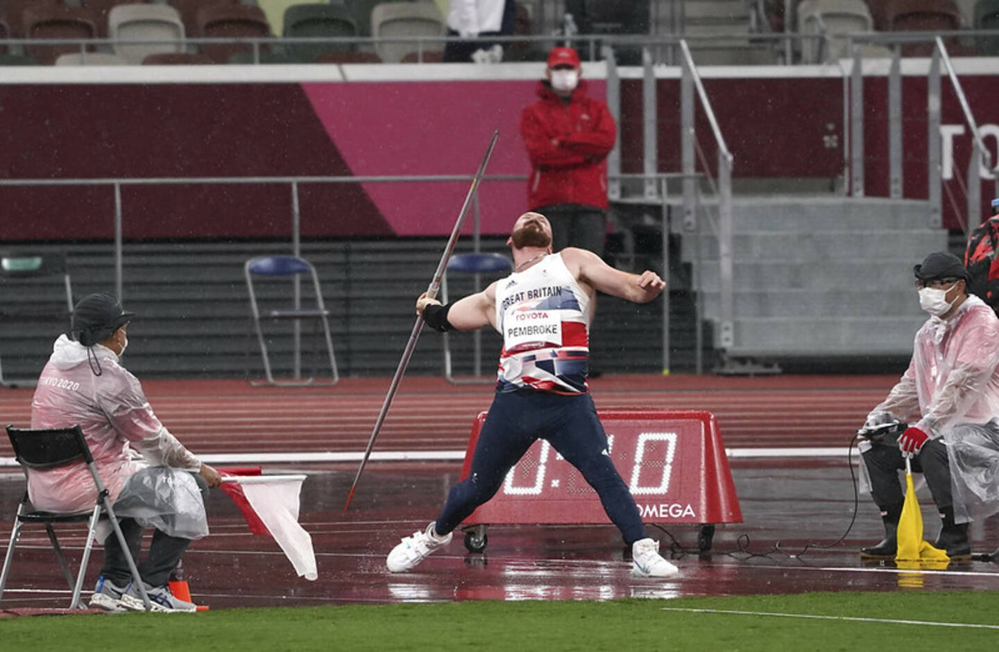 Daniel Pembroke wins gold in javelin throw F13 at Tokyo 2020